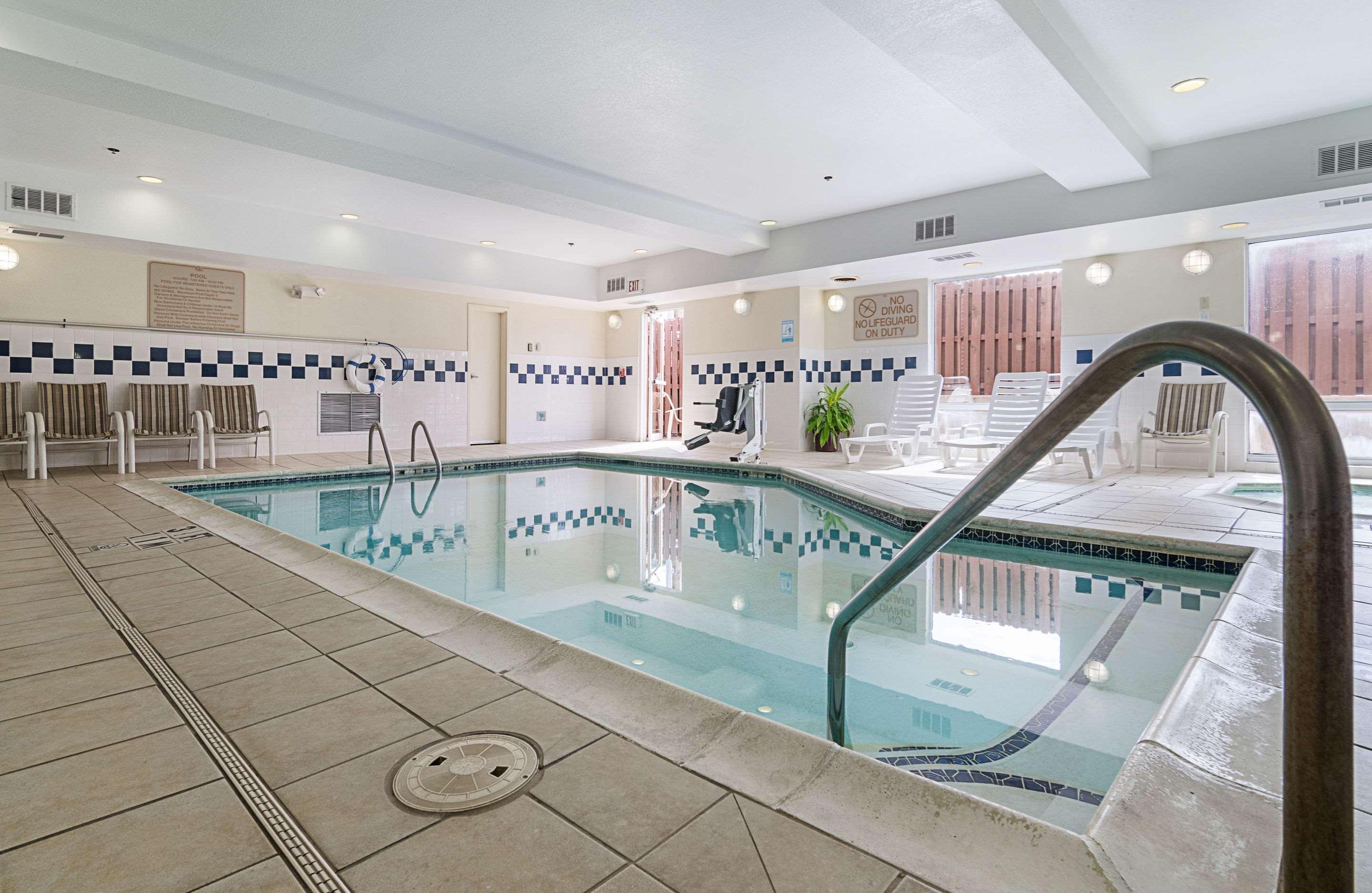Quality Suites Springdale West I-49 מראה חיצוני תמונה