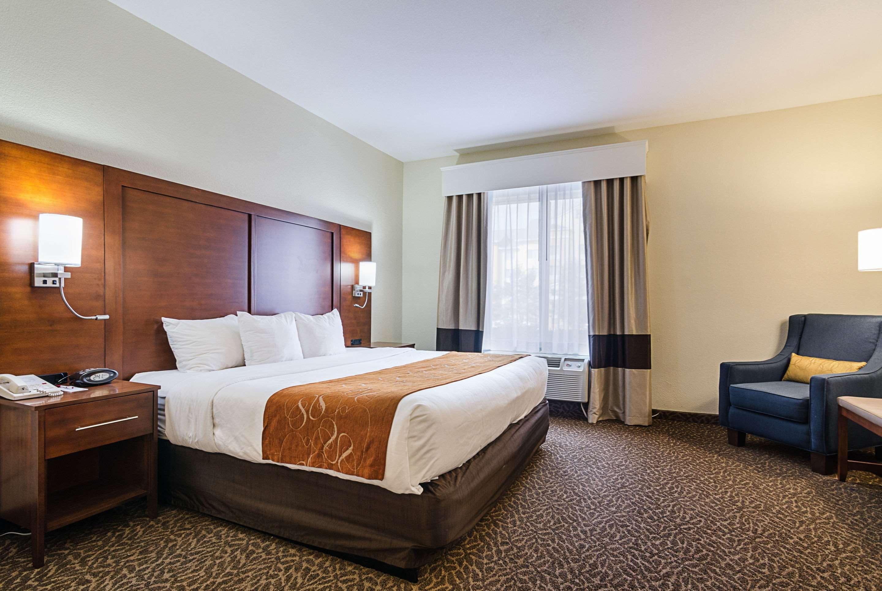 Quality Suites Springdale West I-49 מראה חיצוני תמונה