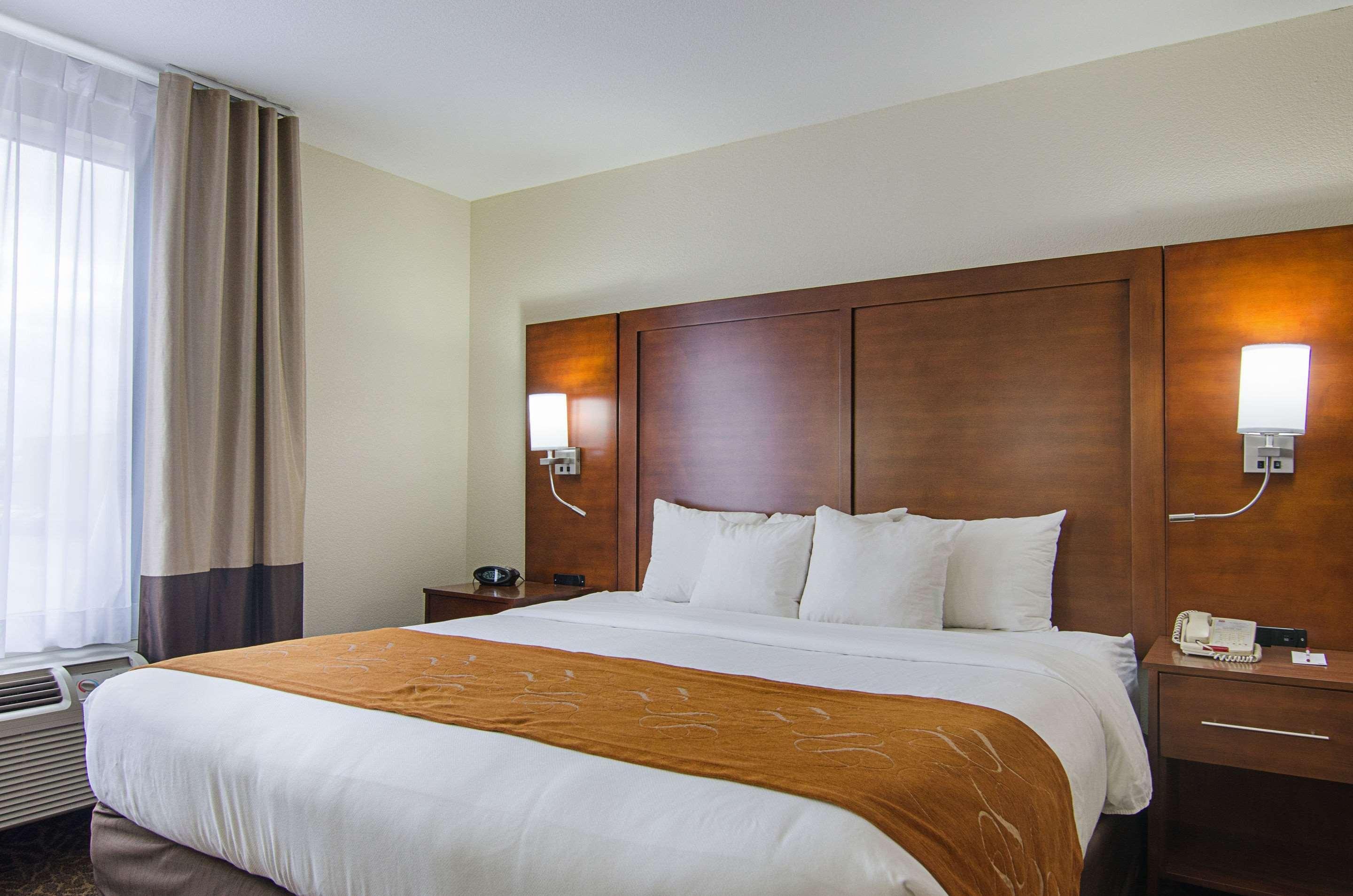Quality Suites Springdale West I-49 מראה חיצוני תמונה
